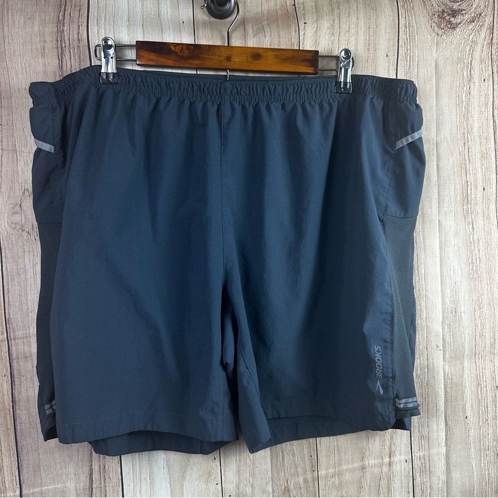Brooks Women's Gray Athletic Running Shorts
